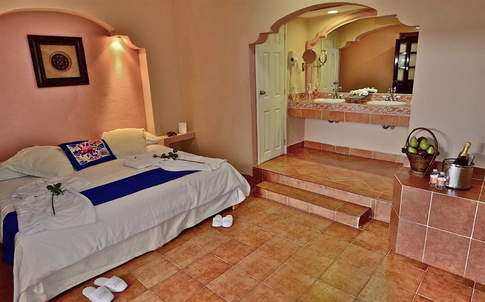 Hotel Real Catedral Tula de Allende Extérieur photo