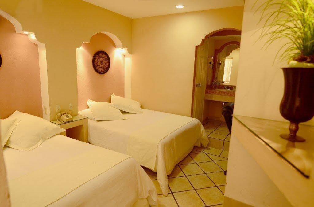 Hotel Real Catedral Tula de Allende Extérieur photo